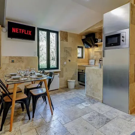 Apartment Le Coinn Vintagee I Hypercentre I Bourguignon & Cosy Dijon